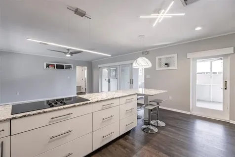 1720 Colleen Street Sarasota FL 34231
