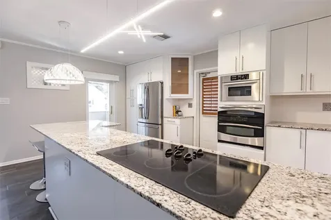 1720 Colleen Street Sarasota FL 34231