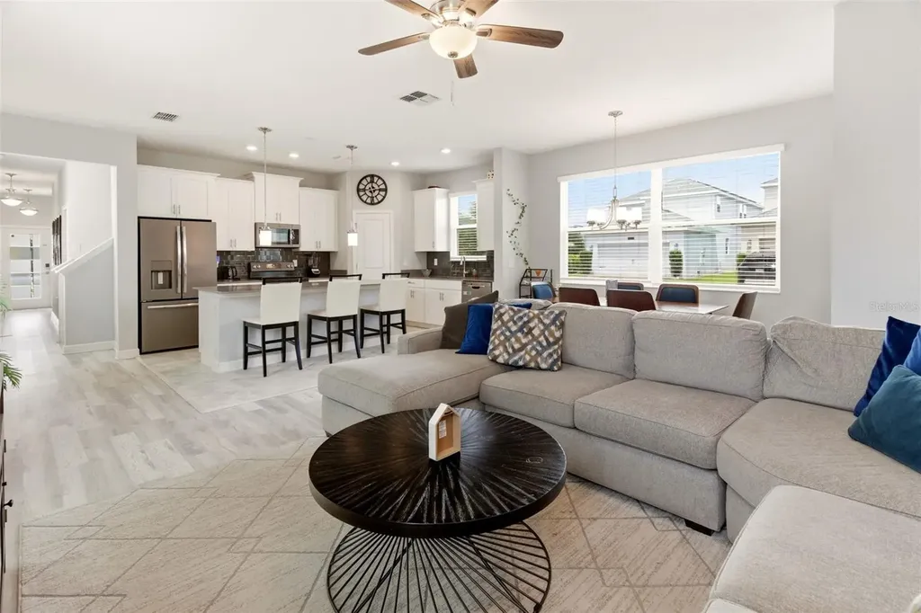 11932 Hometown Place Orlando FL 32832