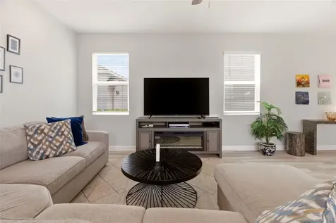 11932 Hometown Place Orlando FL 32832