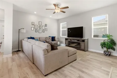 11932 Hometown Place Orlando FL 32832
