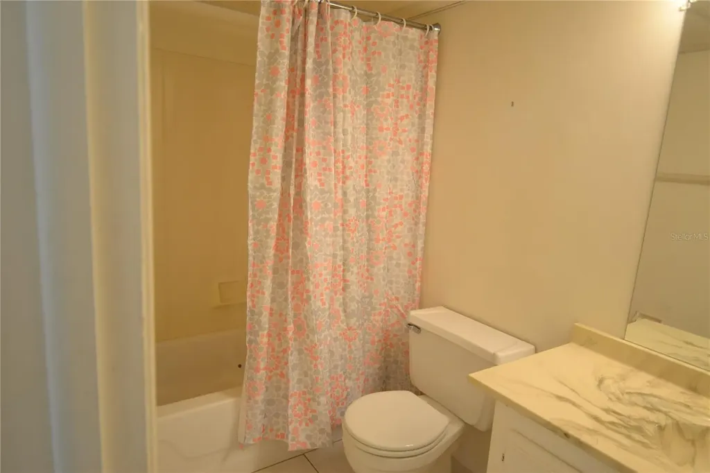 329 Moorings Cove Drive Tarpon Springs FL 34689