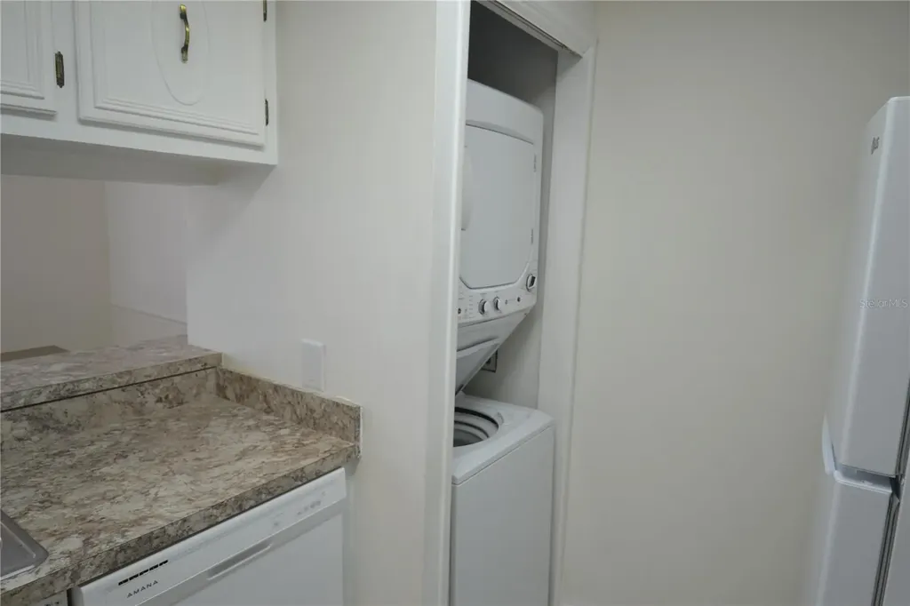 329 Moorings Cove Drive Tarpon Springs FL 34689