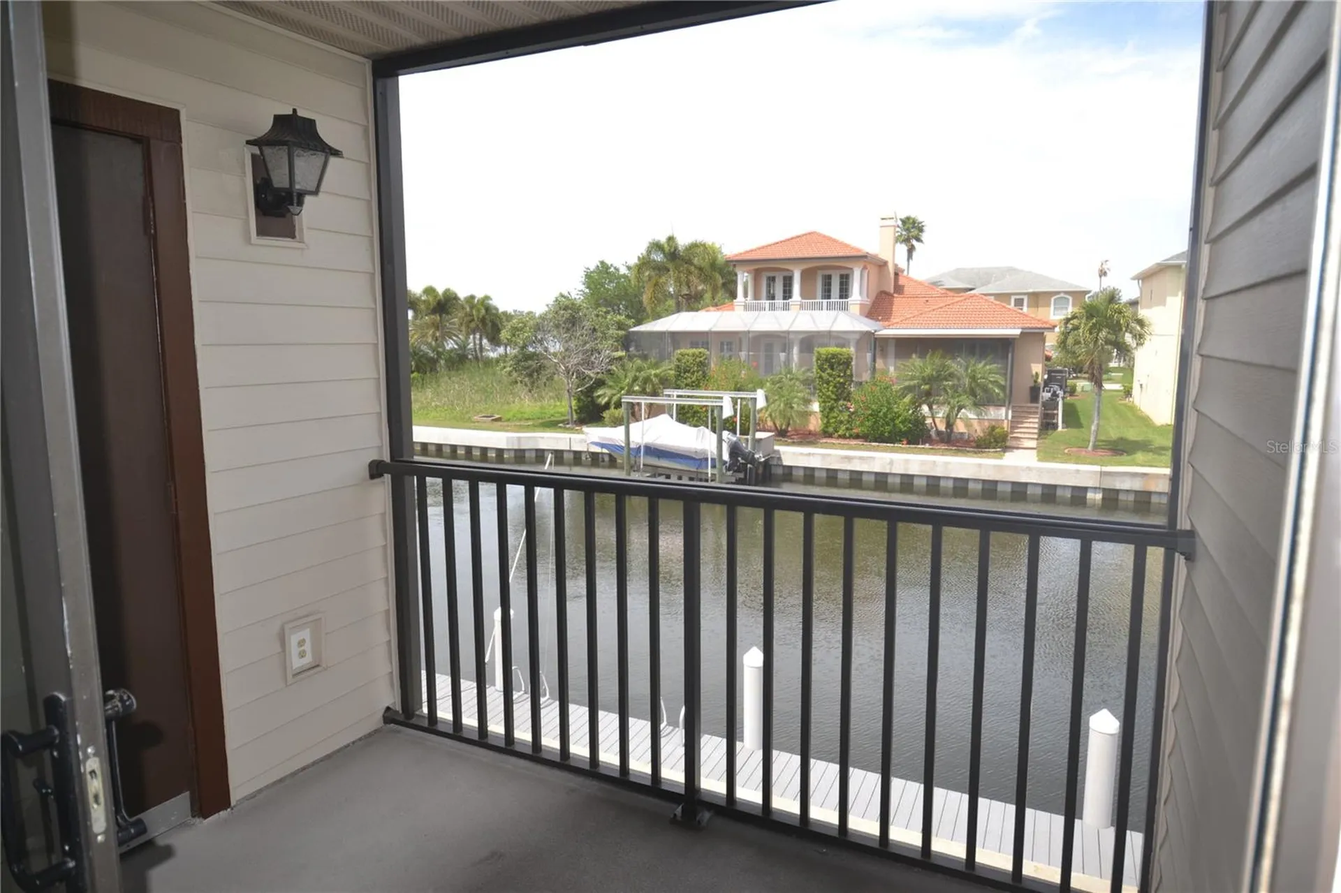 329 Moorings Cove Drive Tarpon Springs FL 34689
