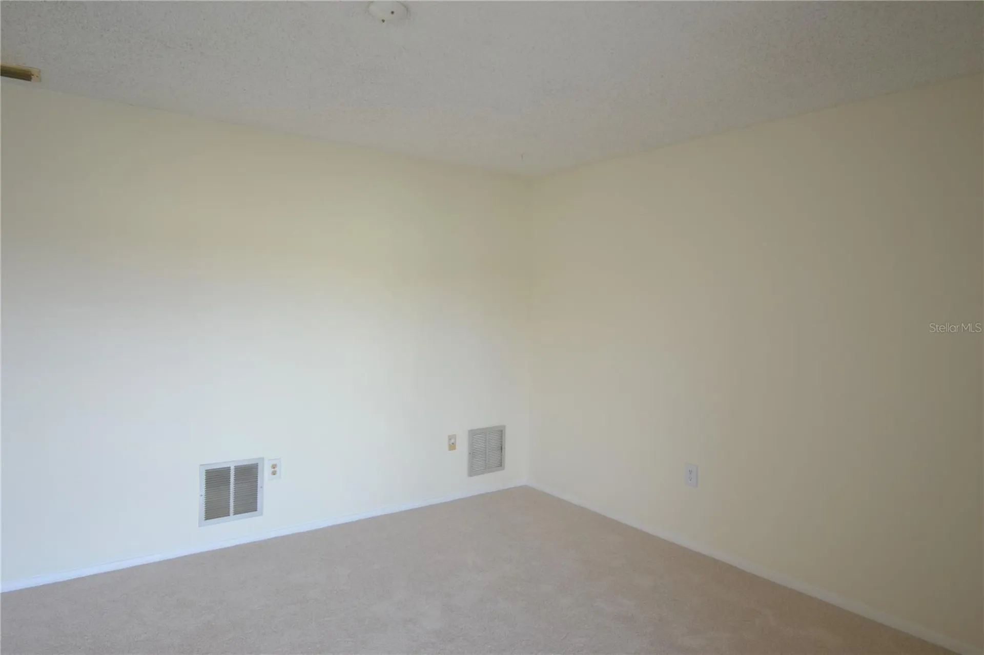 329 Moorings Cove Drive Tarpon Springs FL 34689
