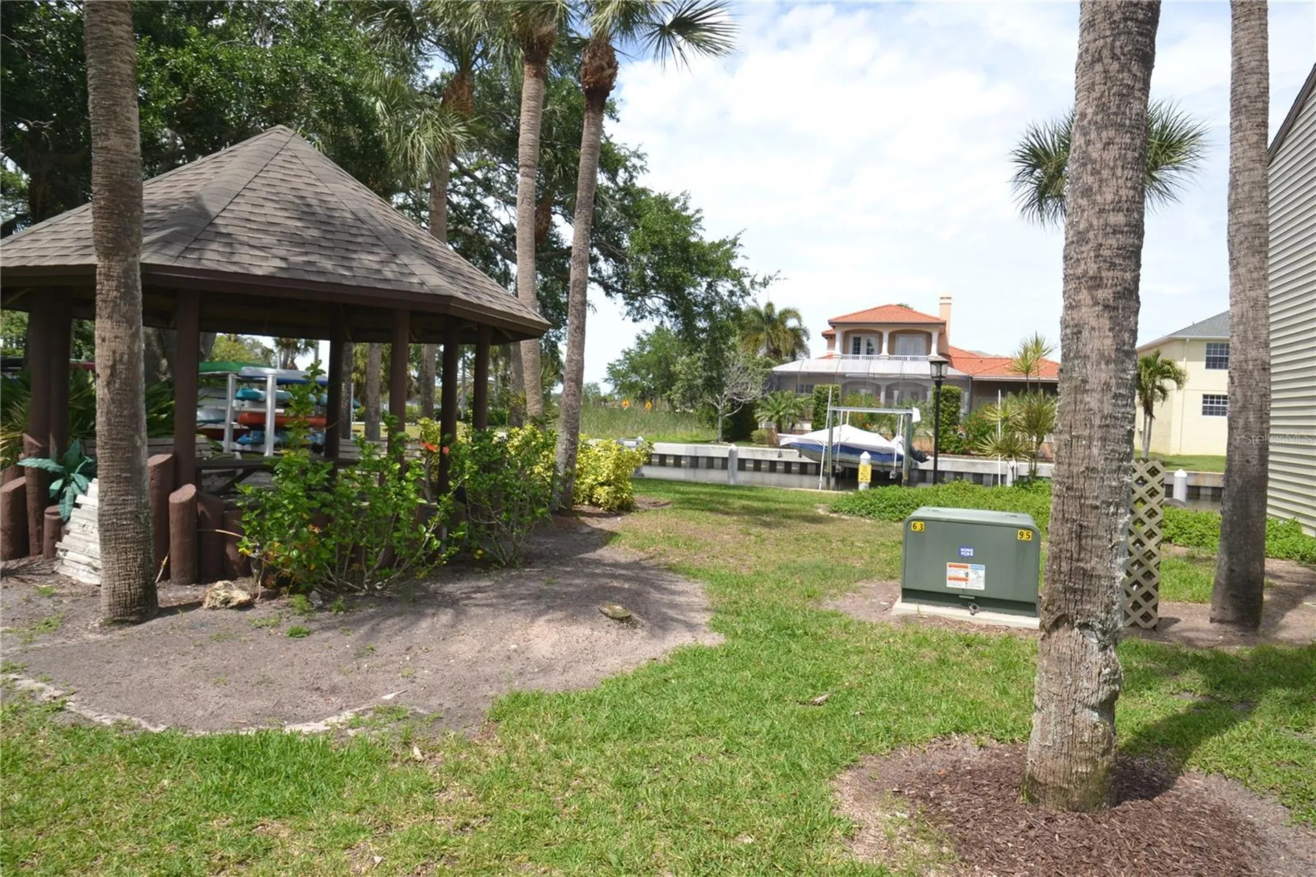 329 Moorings Cove Drive Tarpon Springs FL 34689
