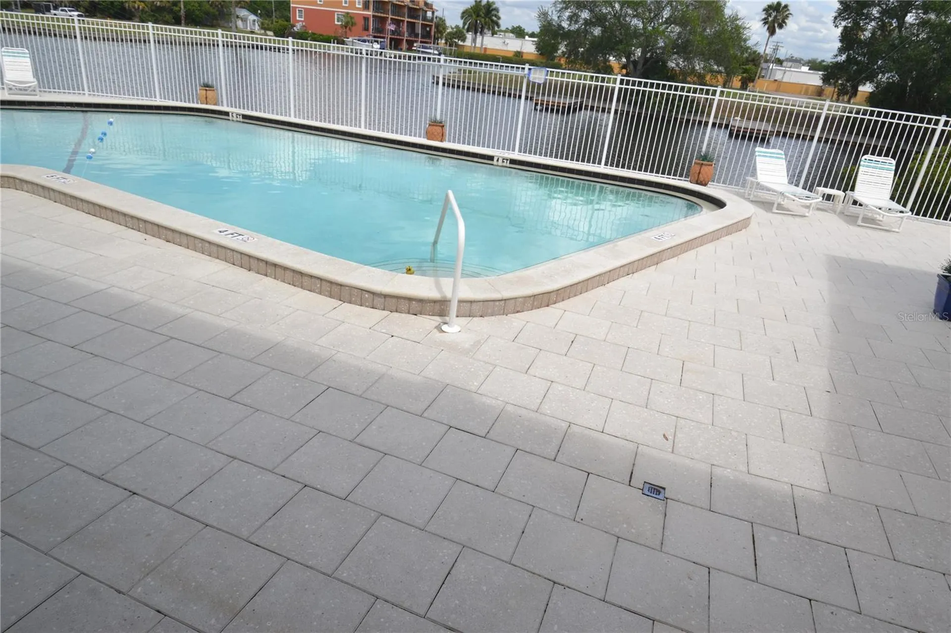 329 Moorings Cove Drive Tarpon Springs FL 34689