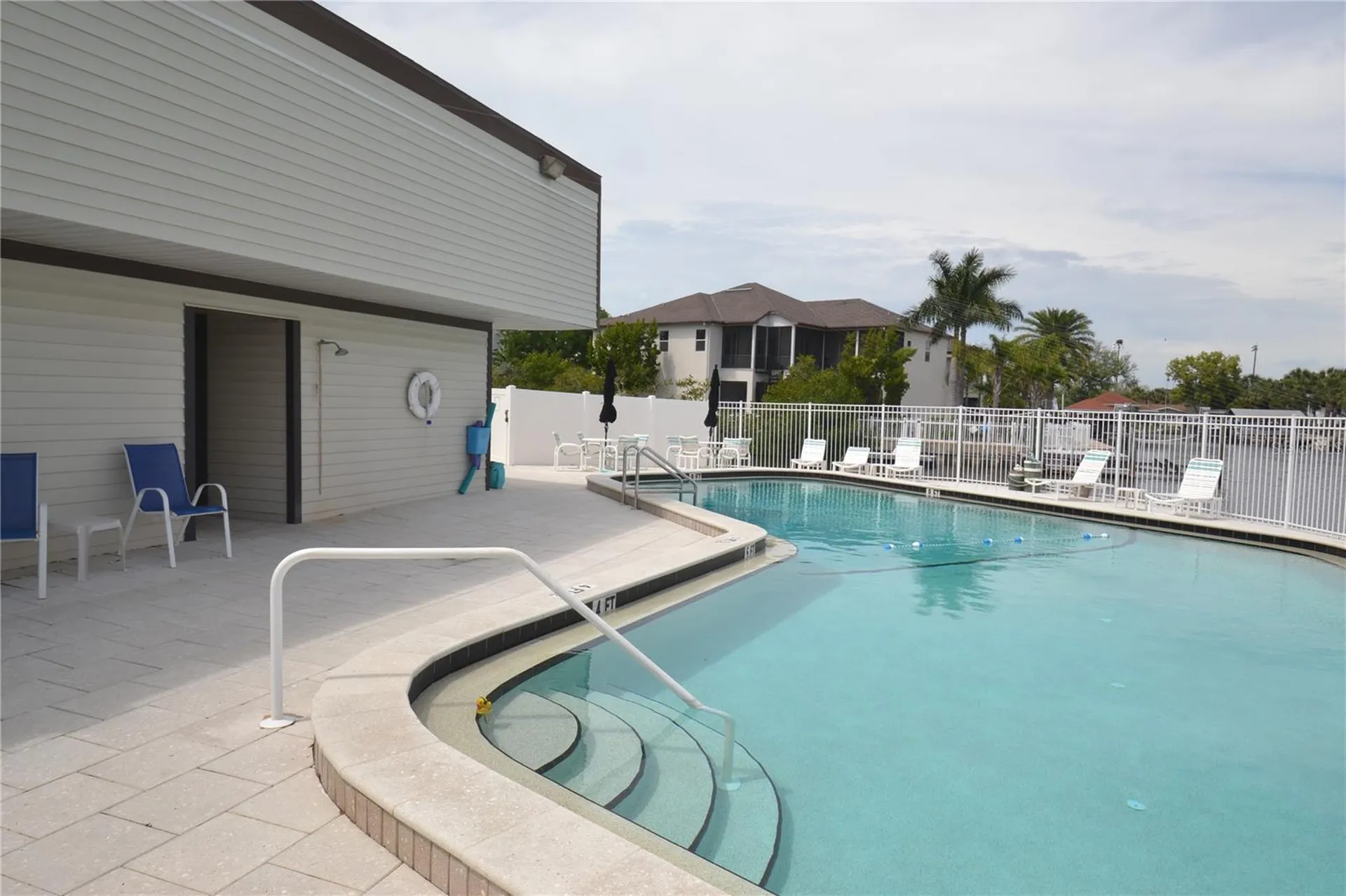 329 Moorings Cove Drive Tarpon Springs FL 34689