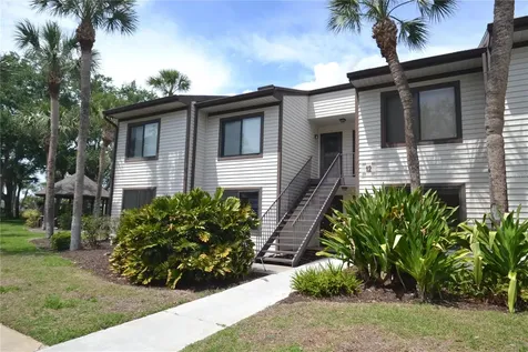 329 Moorings Cove Drive Tarpon Springs FL 34689