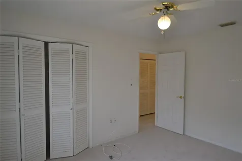 329 Moorings Cove Drive Tarpon Springs FL 34689