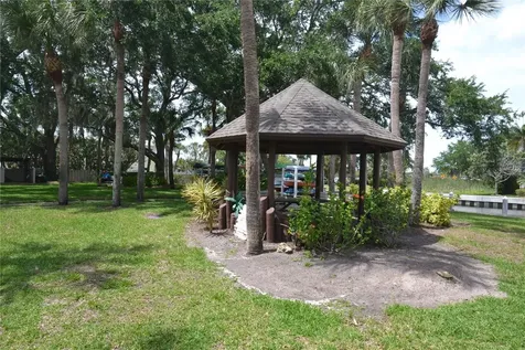 329 Moorings Cove Drive Tarpon Springs FL 34689