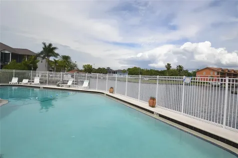 329 Moorings Cove Drive Tarpon Springs FL 34689