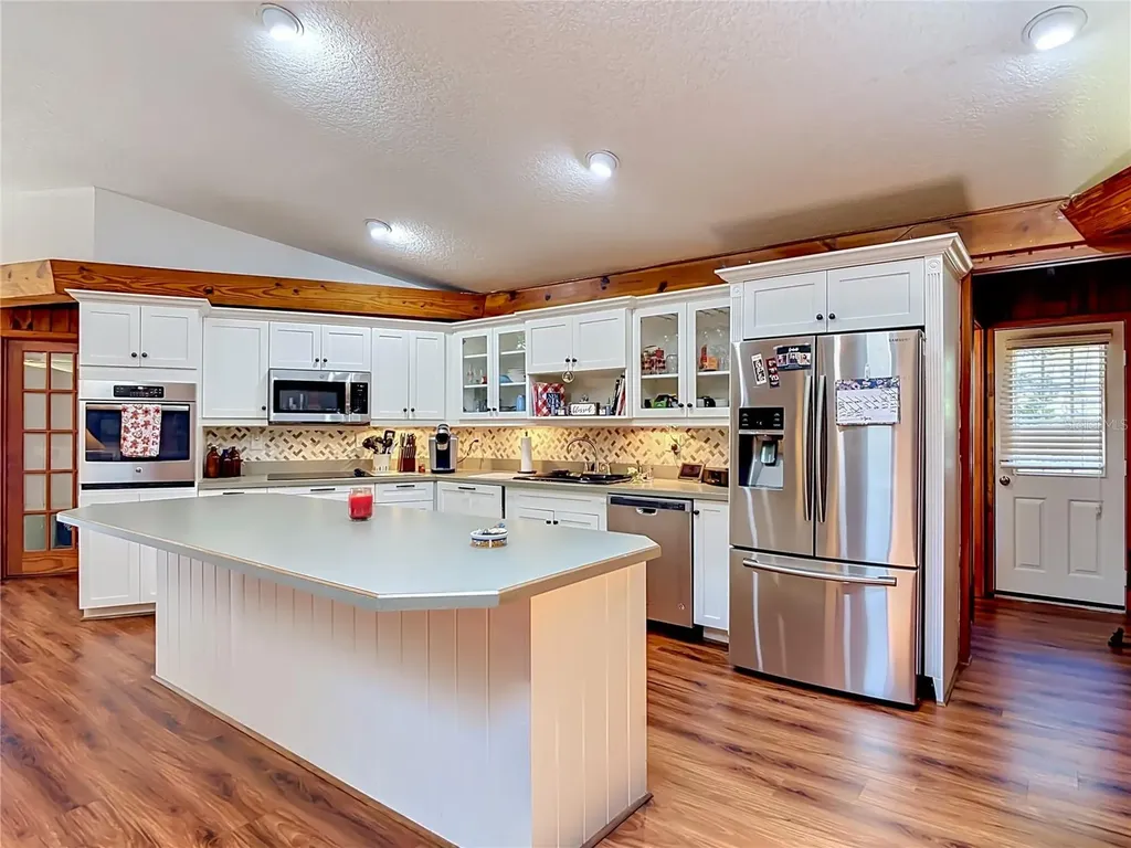 43809 Sunset Drive Paisley FL 32767