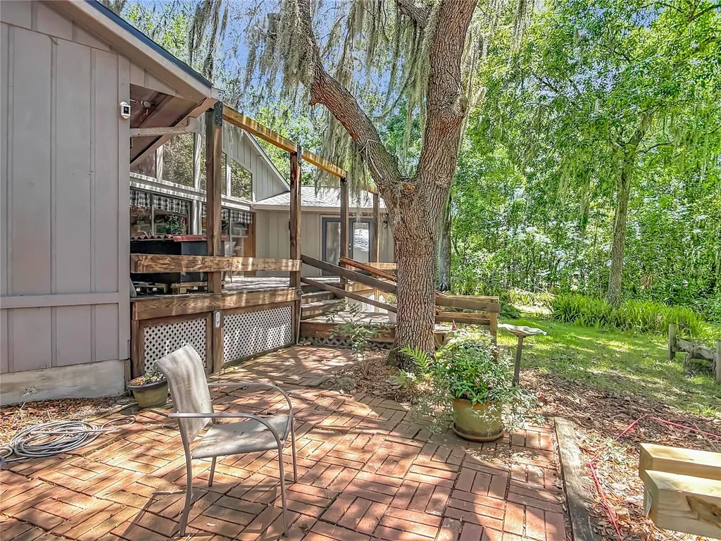 43809 Sunset Drive Paisley FL 32767