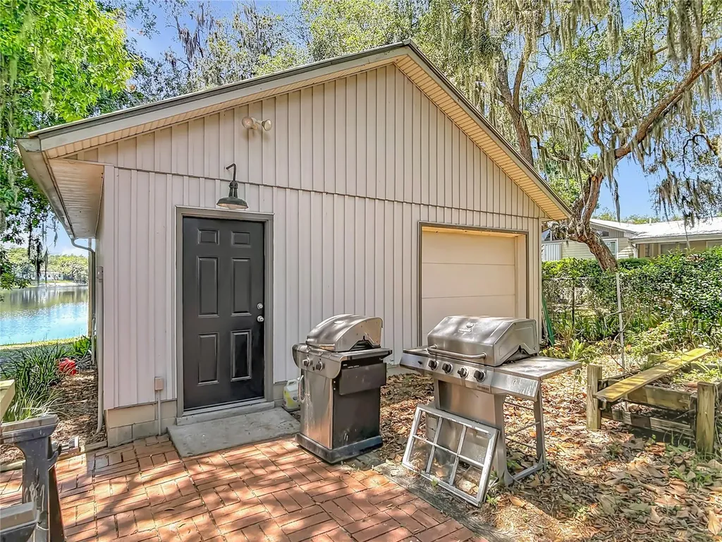 43809 Sunset Drive Paisley FL 32767