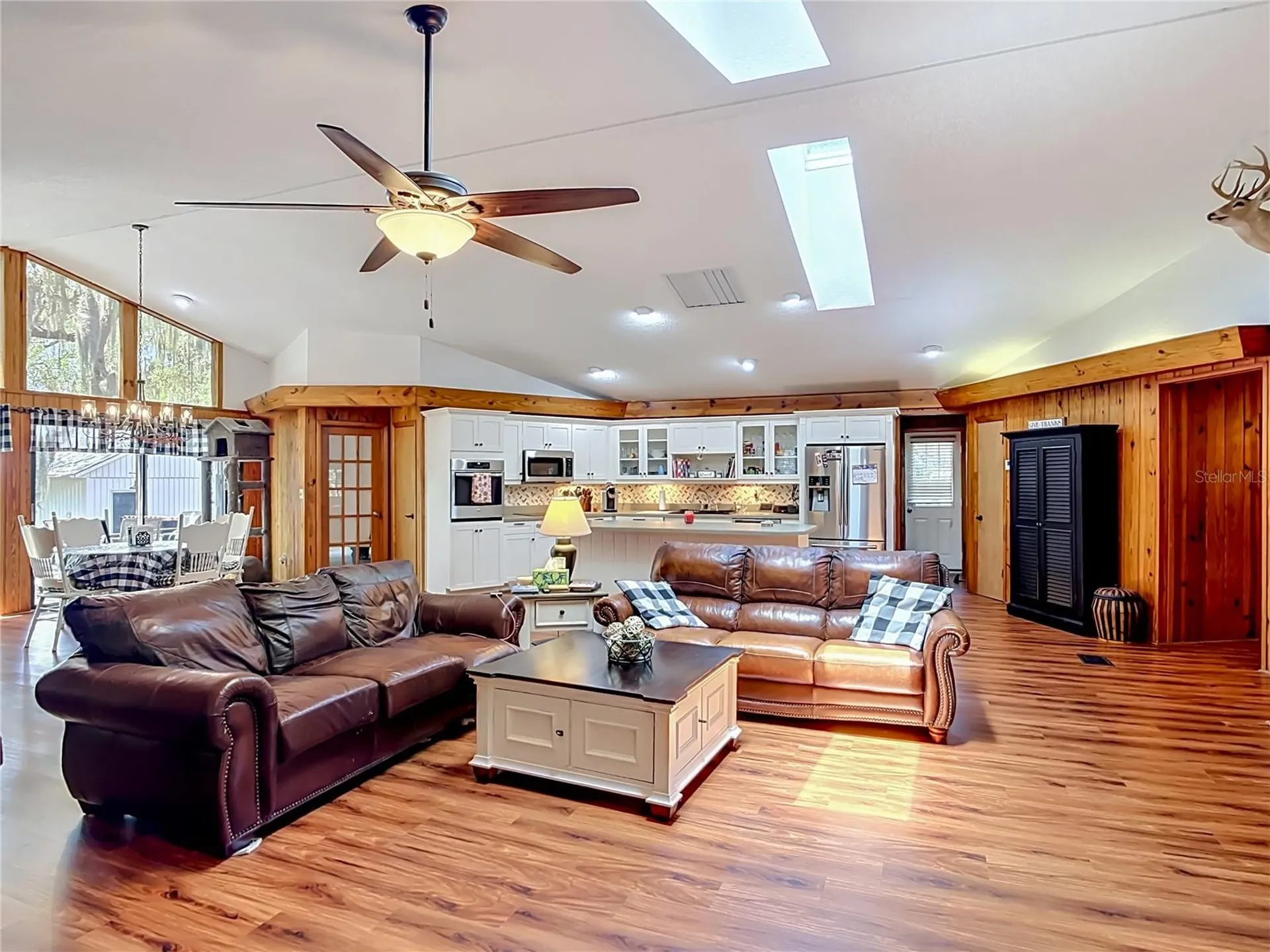 43809 Sunset Drive Paisley FL 32767