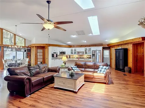 43809 Sunset Drive Paisley FL 32767