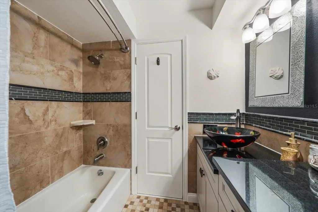 2400 Sherwood Lane Clearwater FL 33764