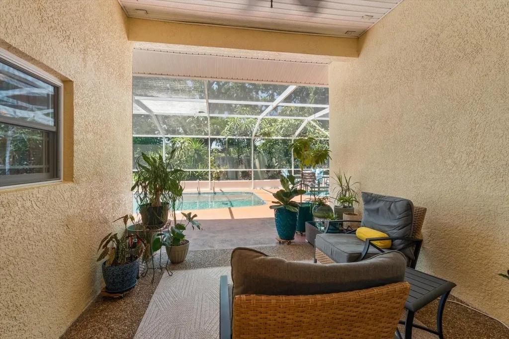 2400 Sherwood Lane Clearwater FL 33764
