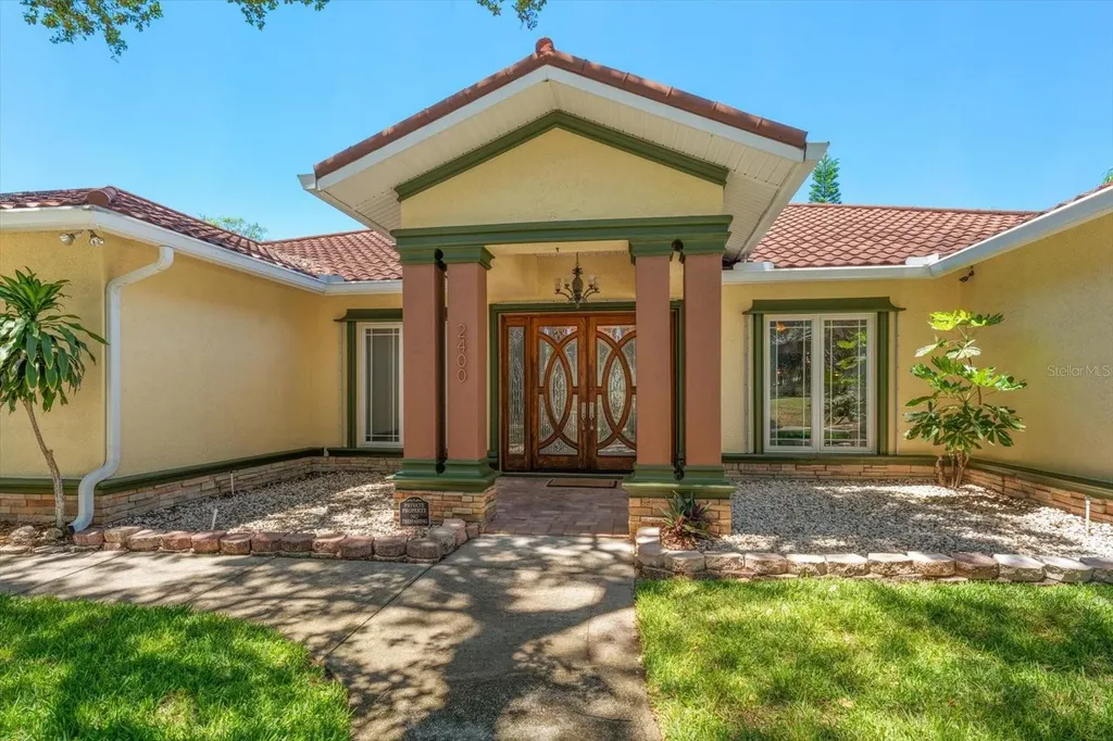 2400 Sherwood Lane Clearwater FL 33764