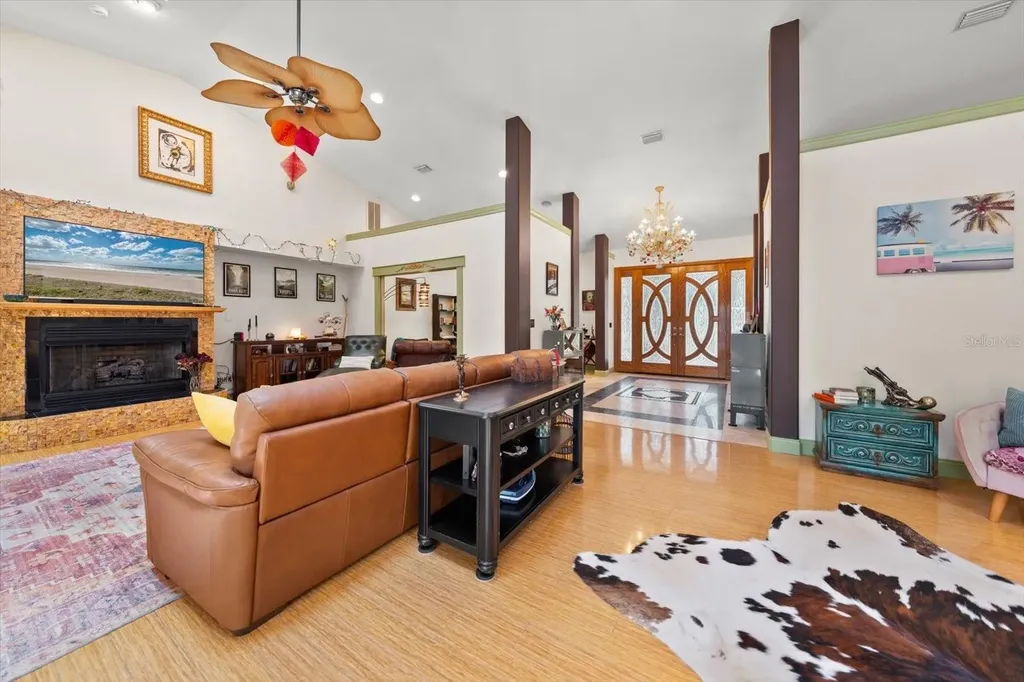 2400 Sherwood Lane Clearwater FL 33764