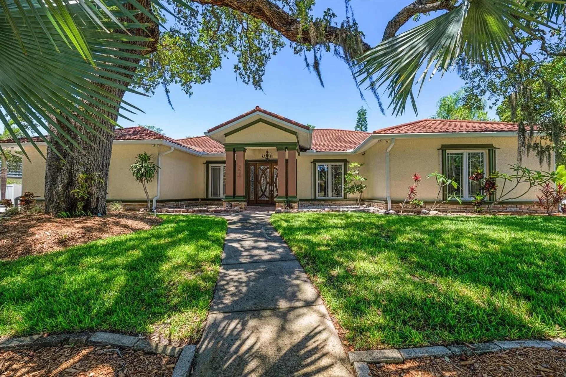 2400 Sherwood Lane Clearwater FL 33764