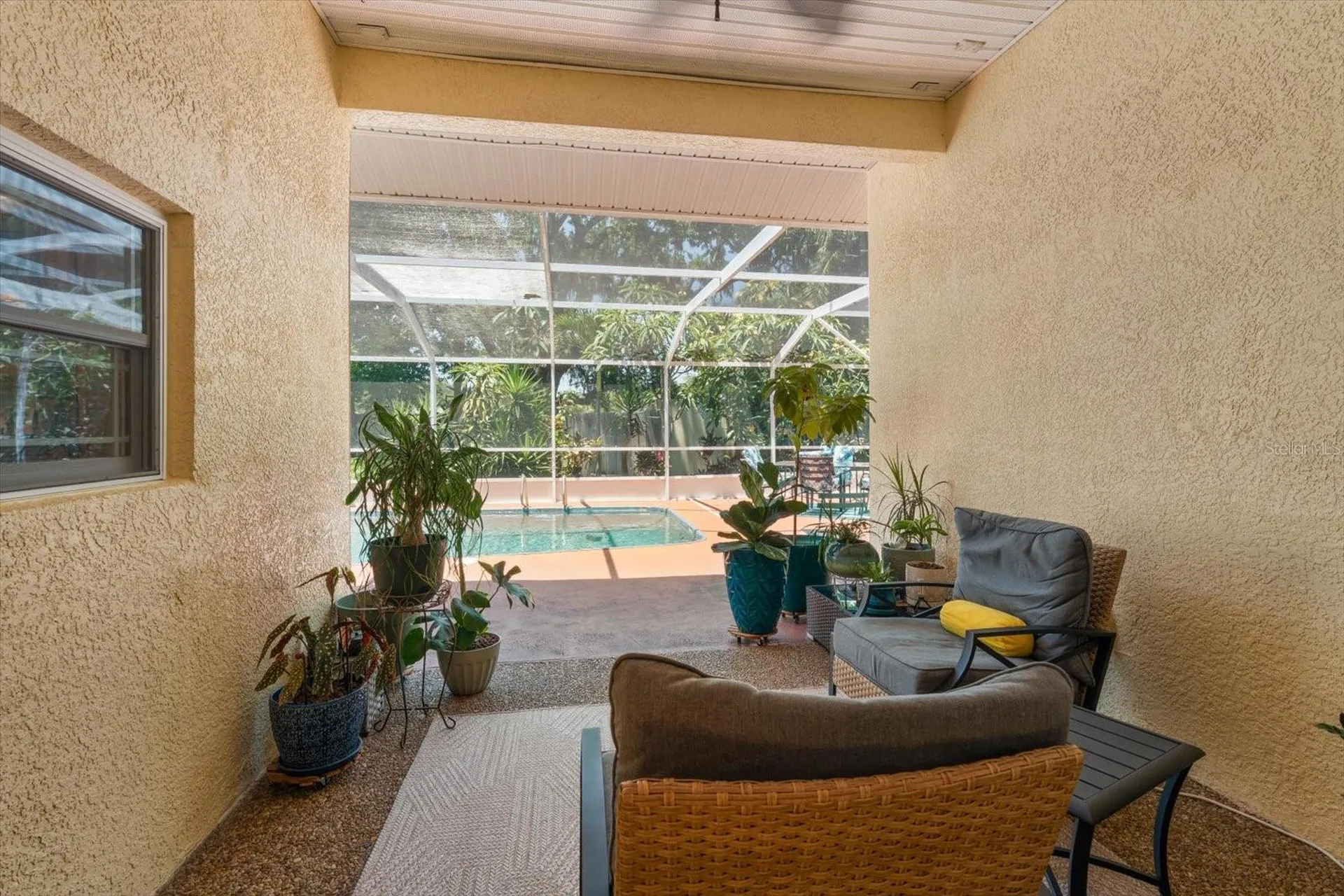 2400 Sherwood Lane Clearwater FL 33764
