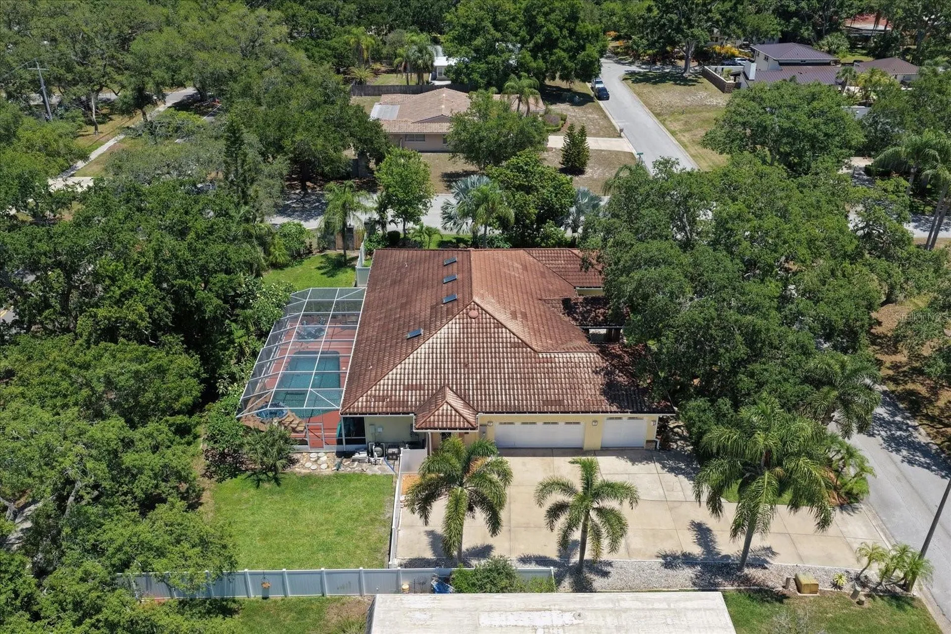 2400 Sherwood Lane Clearwater FL 33764