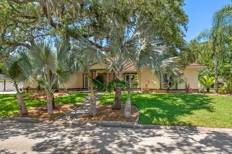 2400 Sherwood Lane Clearwater FL 33764