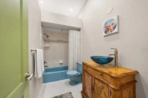 2400 Sherwood Lane Clearwater FL 33764
