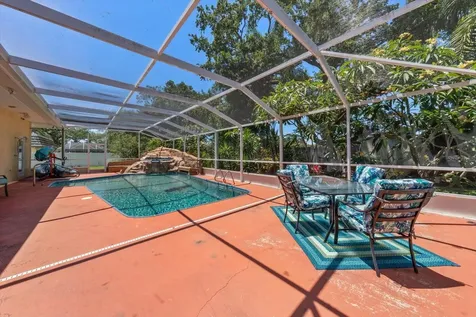 2400 Sherwood Lane Clearwater FL 33764