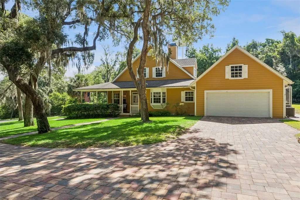 16526 Highland Avenue Montverde FL 34756