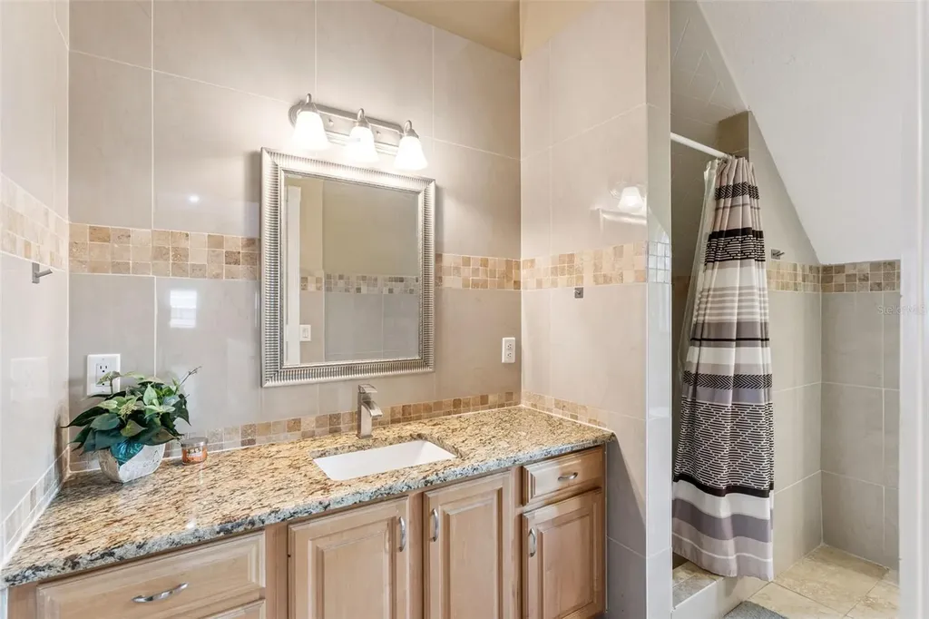 16526 Highland Avenue Montverde FL 34756