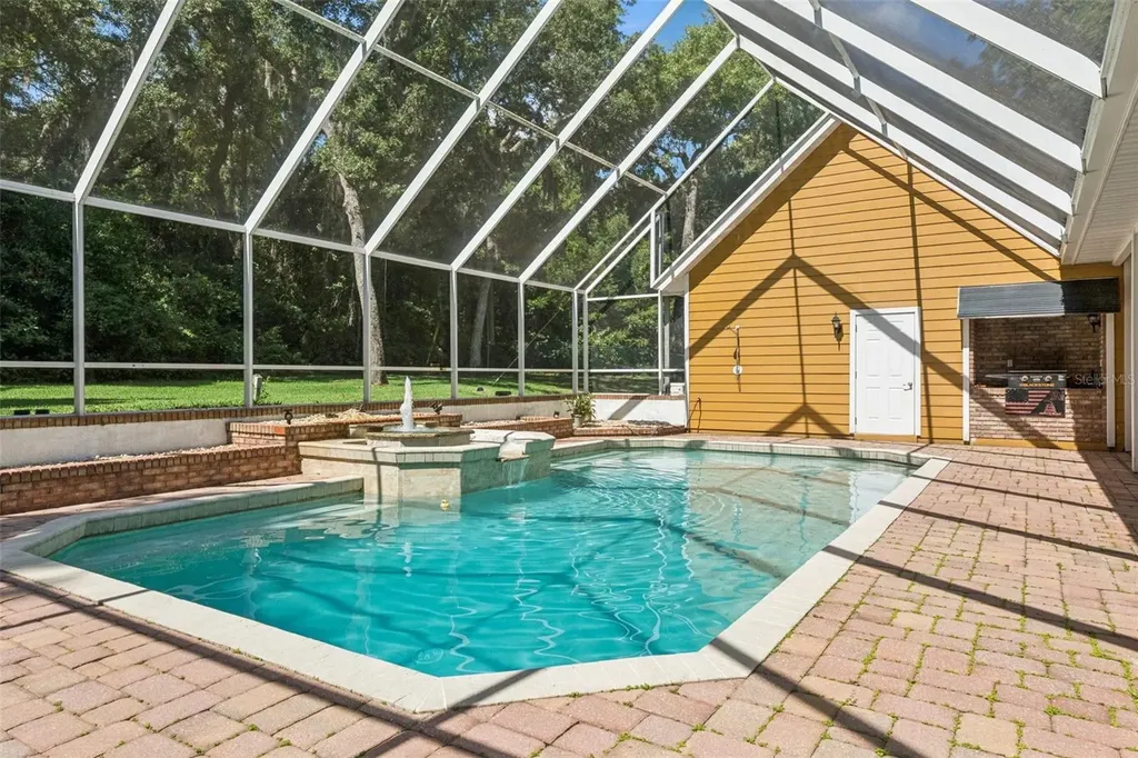 16526 Highland Avenue Montverde FL 34756