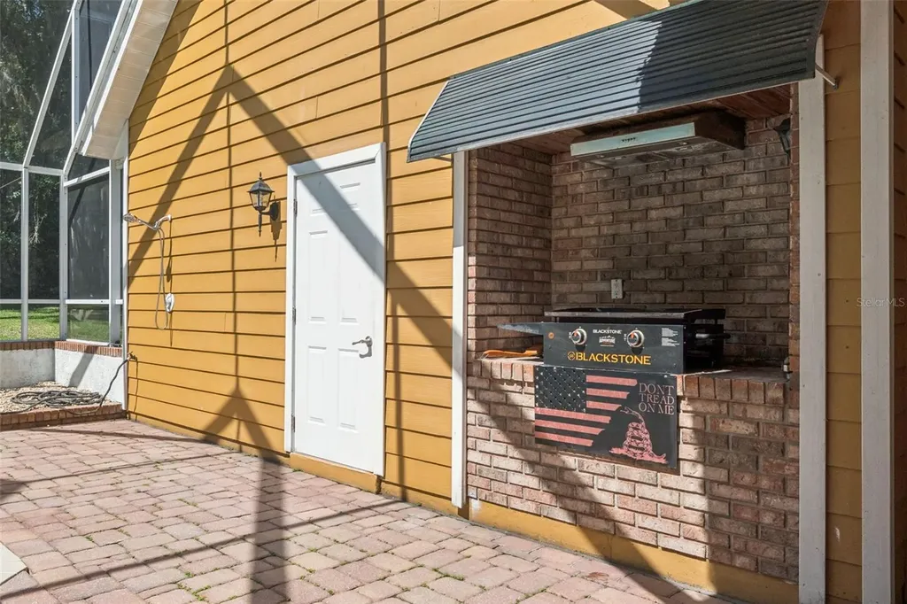 16526 Highland Avenue Montverde FL 34756