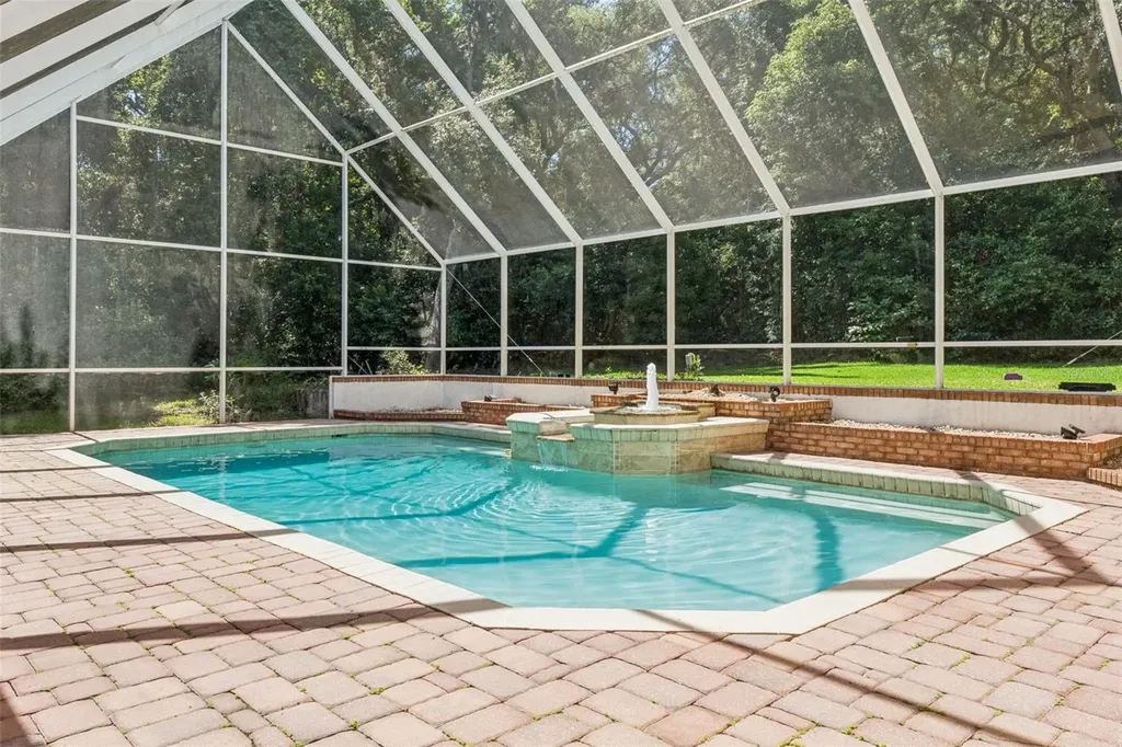 16526 Highland Avenue Montverde FL 34756
