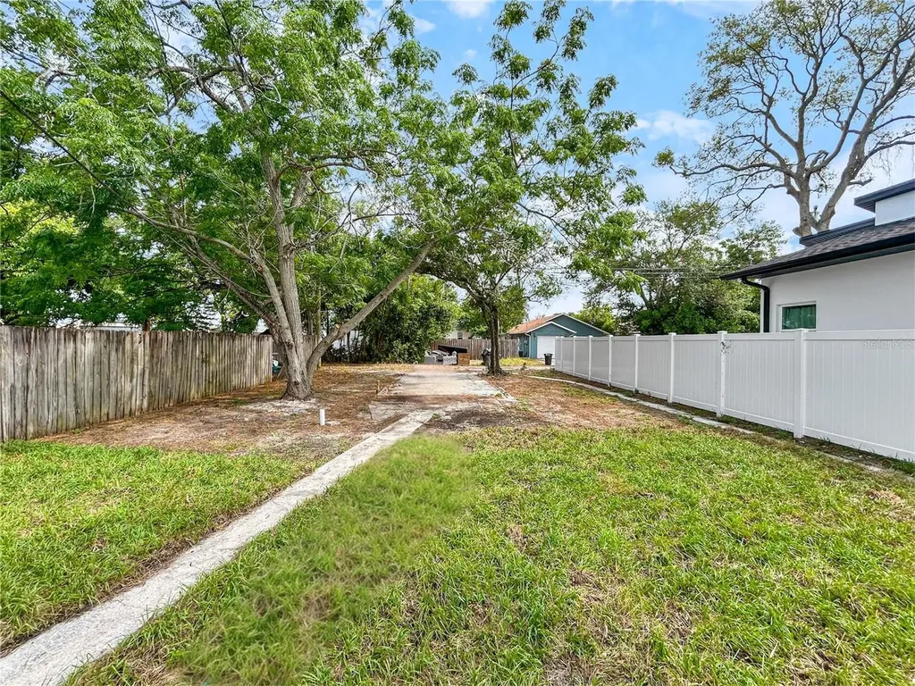 5021 9th Avenue S Gulfport FL 33707