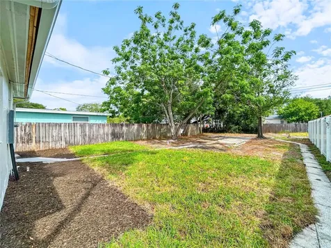 5021 9th Avenue S Gulfport FL 33707