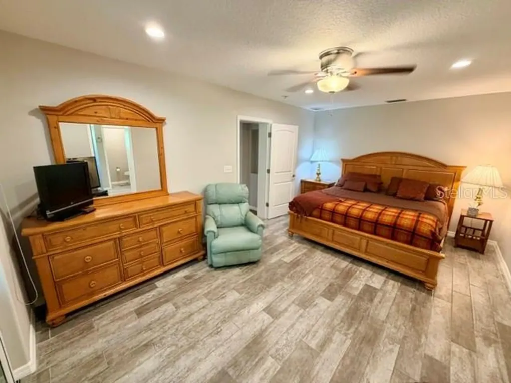 5000 9th Avenue W Bradenton FL 34209