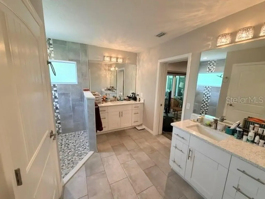 5000 9th Avenue W Bradenton FL 34209