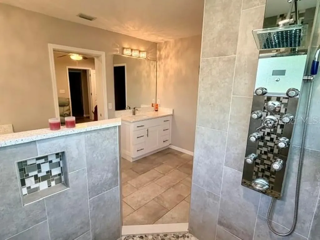 5000 9th Avenue W Bradenton FL 34209
