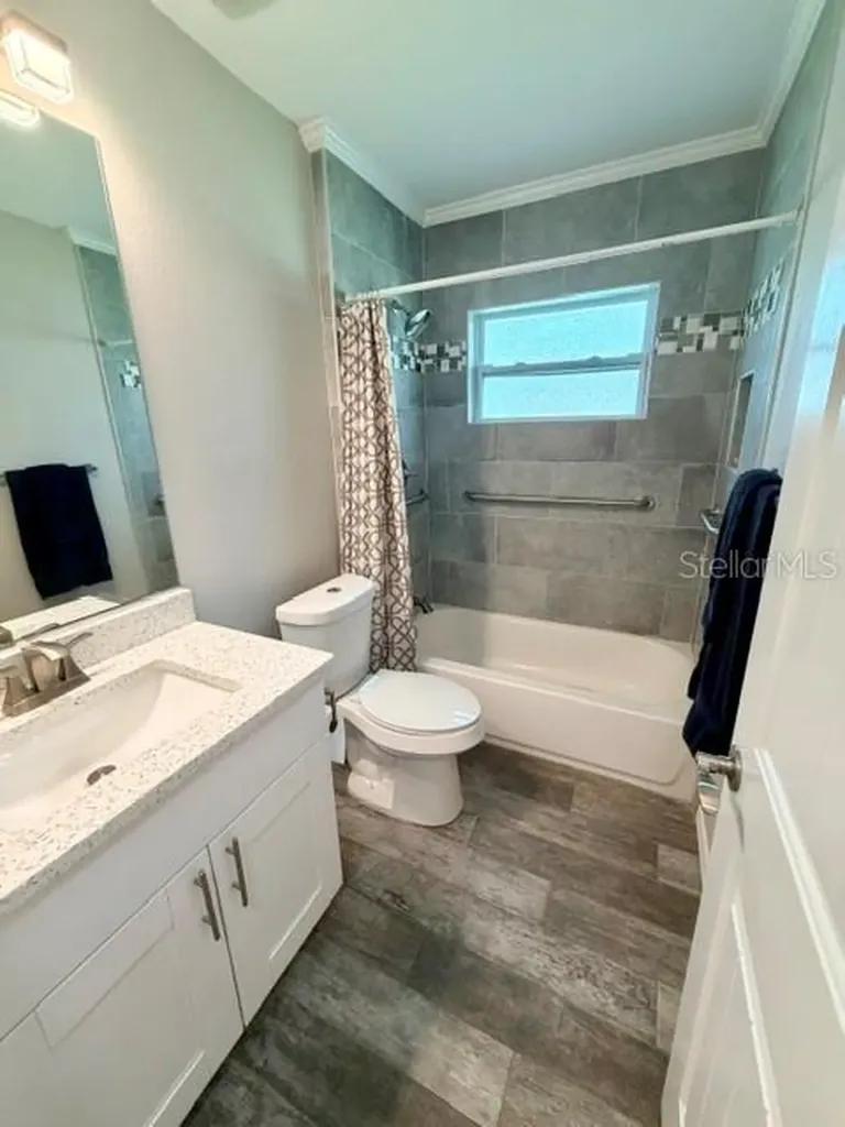 5000 9th Avenue W Bradenton FL 34209
