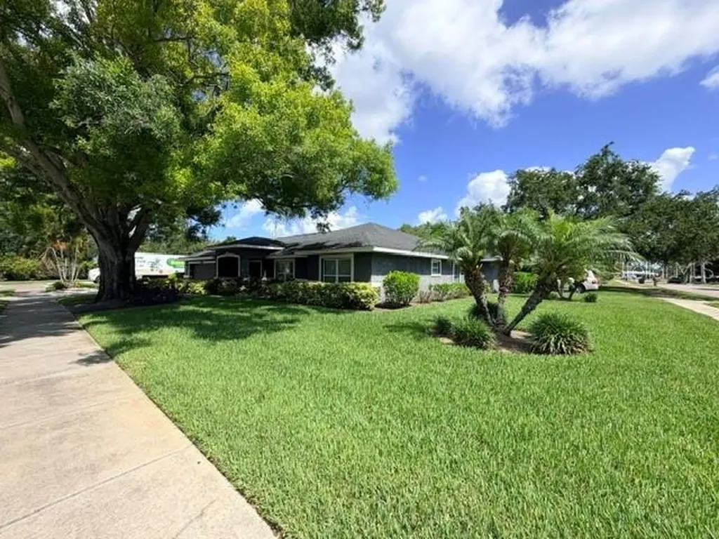 5000 9th Avenue W Bradenton FL 34209