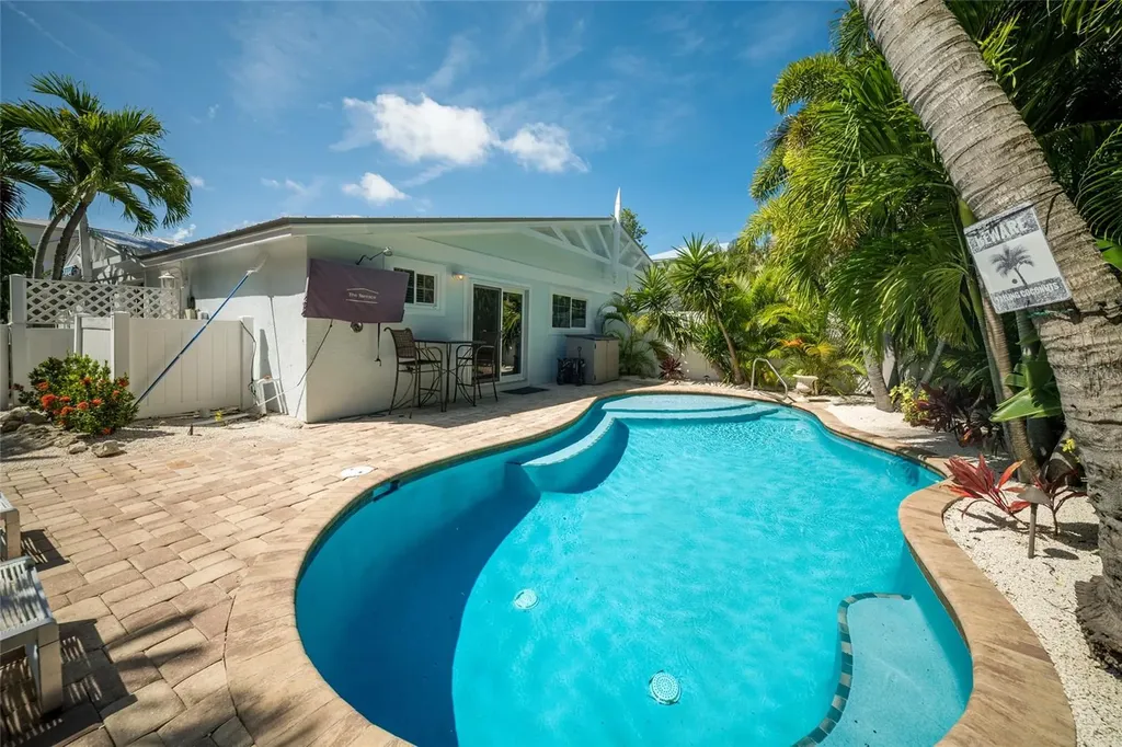 324 64th Street Holmes Beach FL 34217