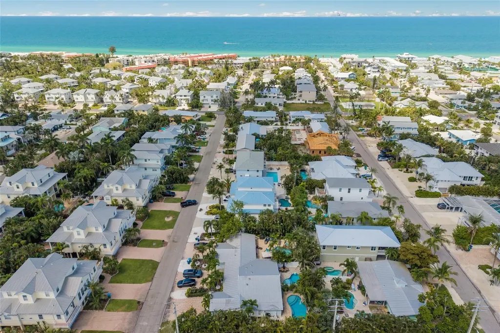 324 64th Street Holmes Beach FL 34217