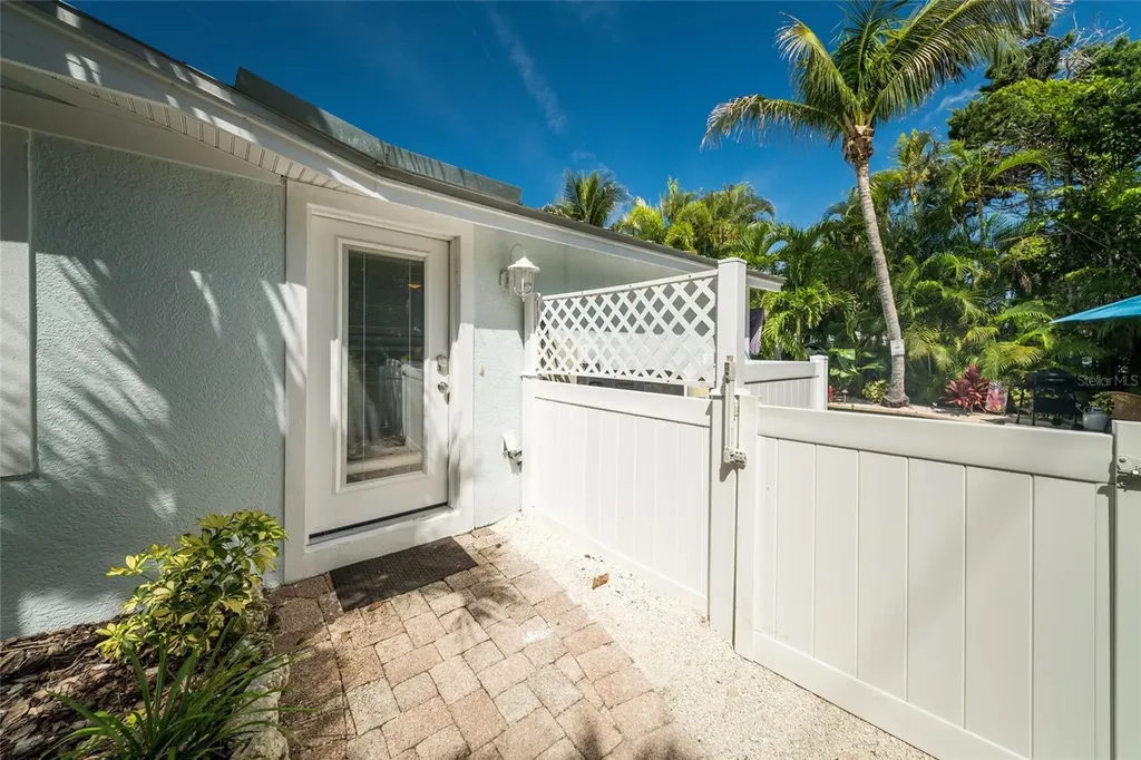 324 64th Street Holmes Beach FL 34217