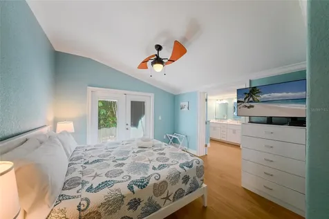 324 64th Street Holmes Beach FL 34217