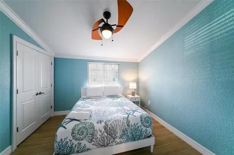 324 64th Street Holmes Beach FL 34217
