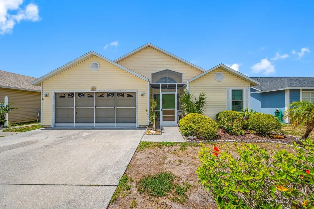 3886 40th Avenue W Bradenton FL 34205