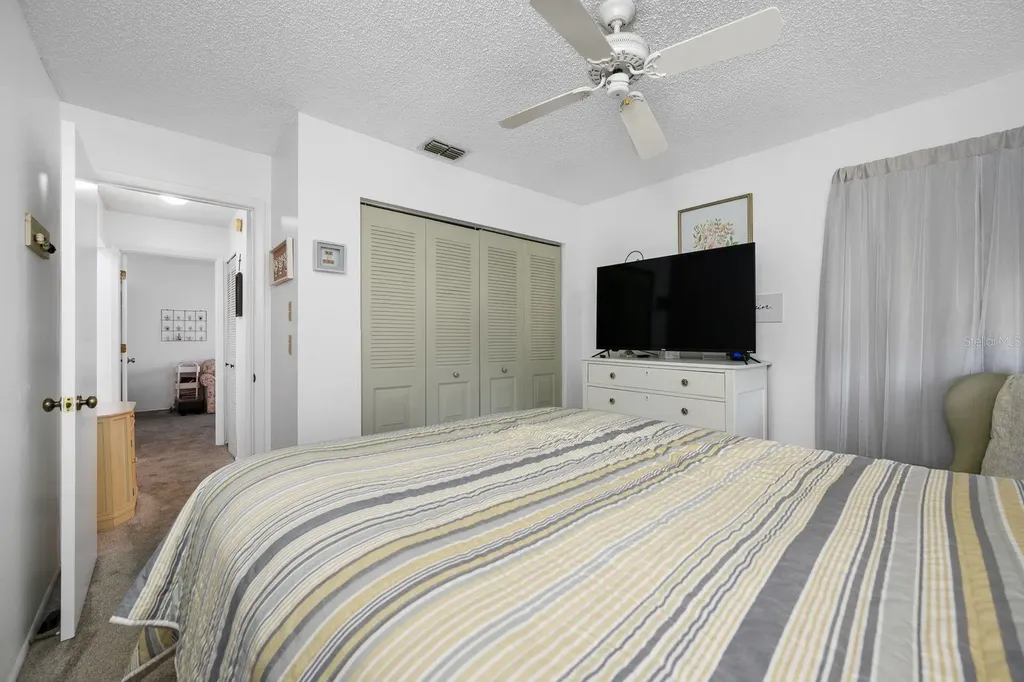 3886 40th Avenue W Bradenton FL 34205